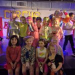kinderenmanonopschool2